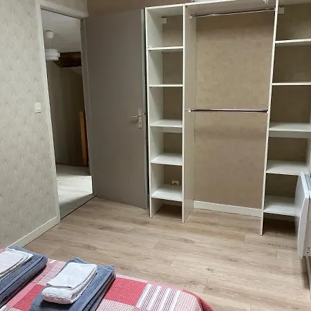Le 8 Cour Apartment *